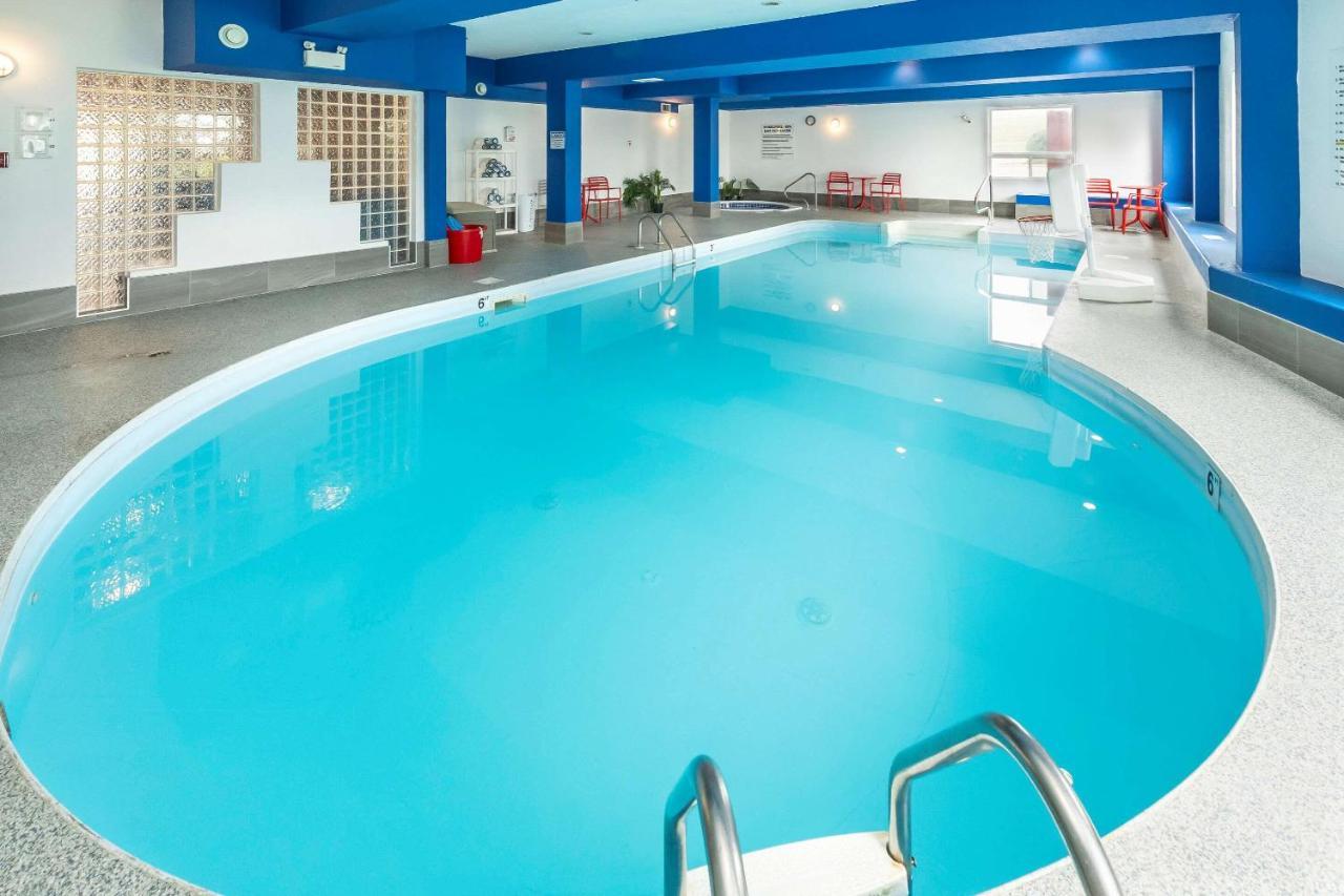 Comfort Inn & Suites Medicine Hat Dış mekan fotoğraf
