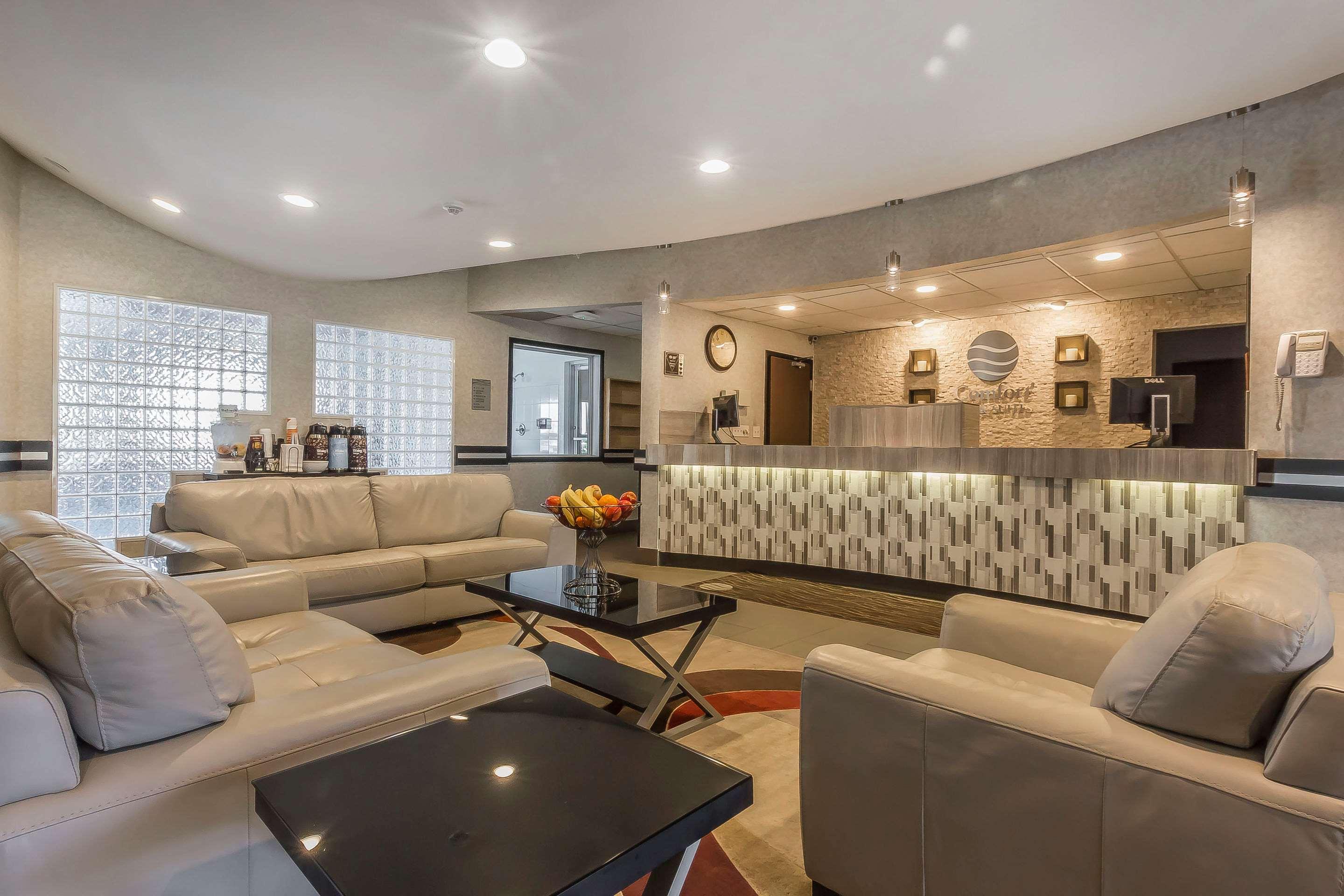 Comfort Inn & Suites Medicine Hat Dış mekan fotoğraf