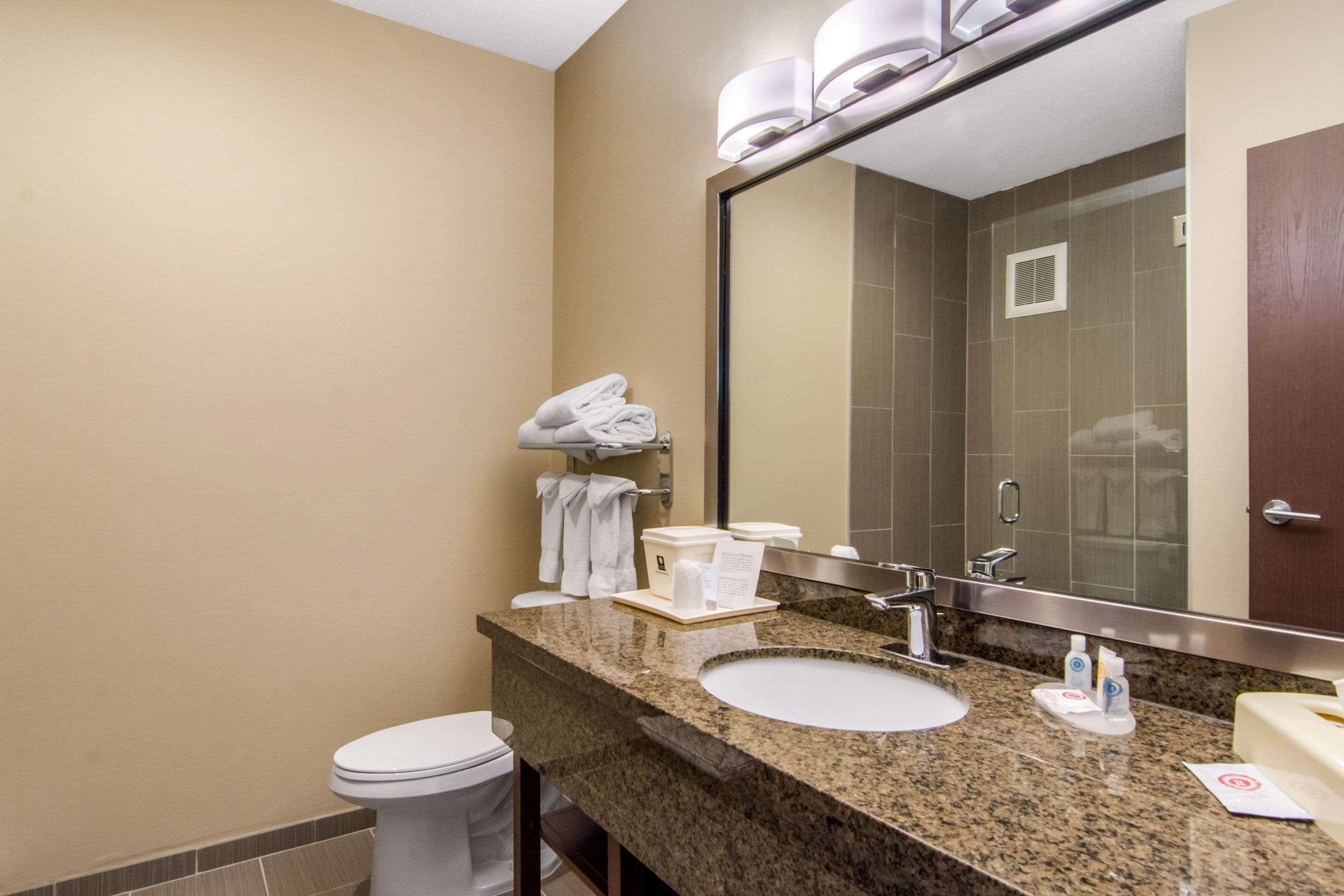 Comfort Inn & Suites Medicine Hat Dış mekan fotoğraf