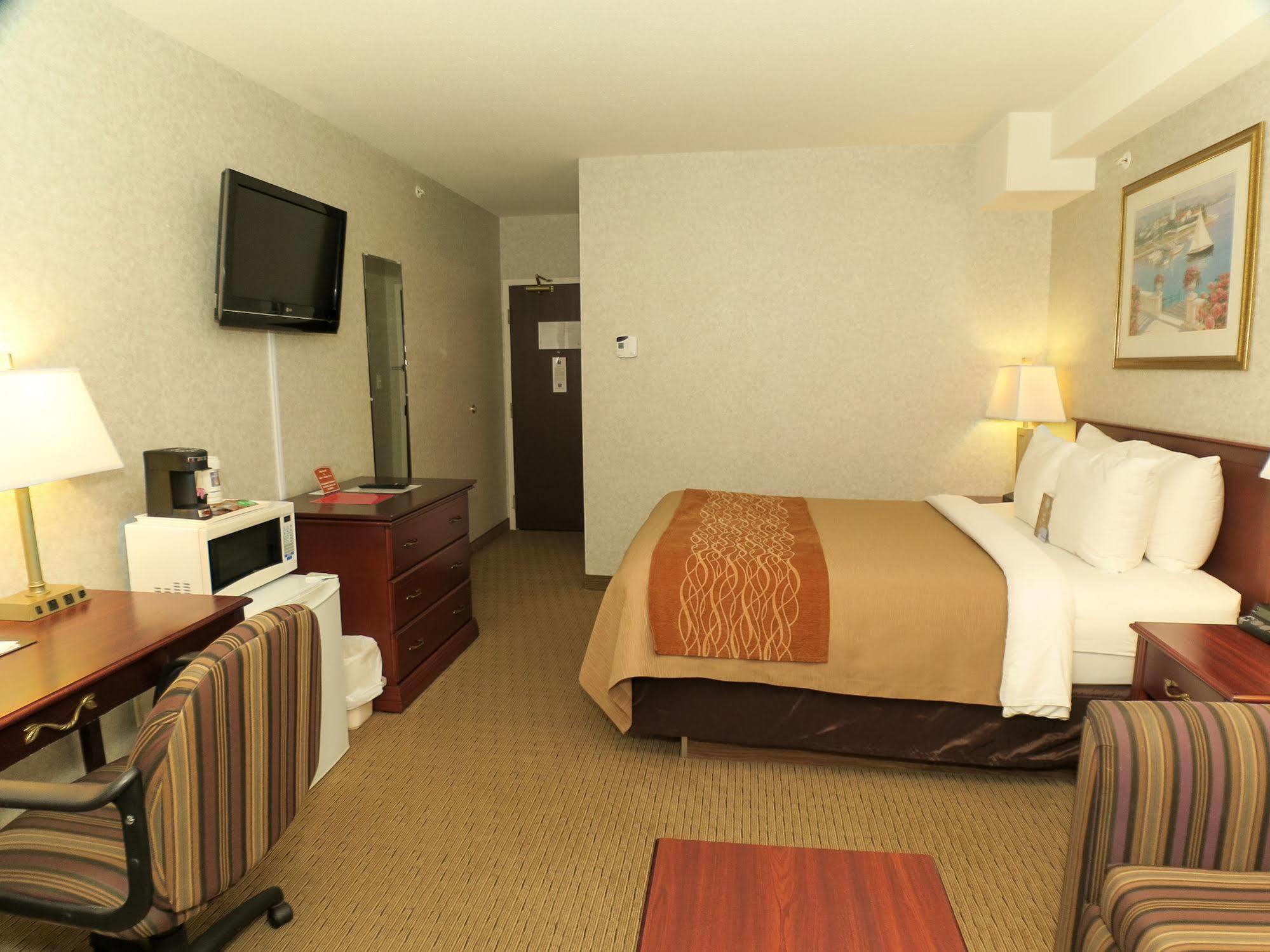 Comfort Inn & Suites Medicine Hat Dış mekan fotoğraf